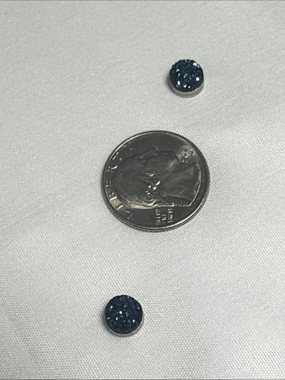 Magnetic Blue Druzy Round Stud Earrings - Sparkling Navy Blue
